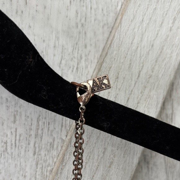 Beaded Necklaces in Neutral Tones - Picture 3 of 4